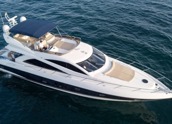 Luxury Yacht Sunseeker 20m Alissia For Charter